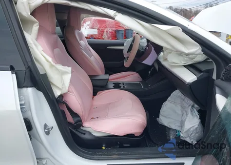 2022 Tesla Model 3 Long Range Dual Motor All-Wheel Drive from USA, damaged, VIN 5YJ3E1EB2NF269947